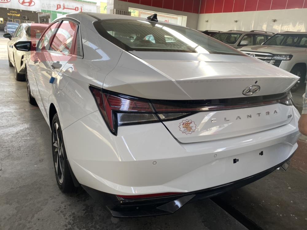 هیوندای ئەلەنترا